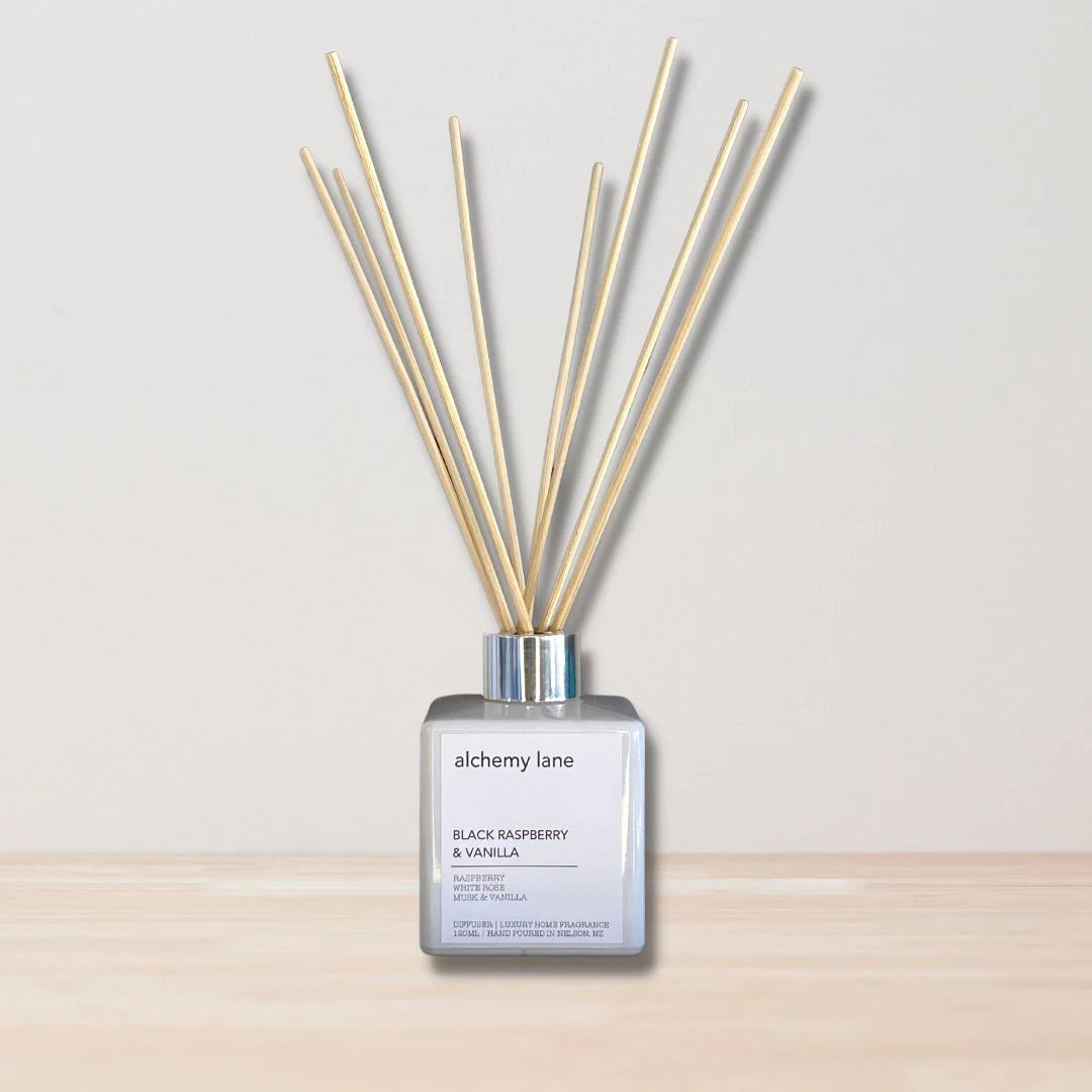 Raspberry & Black Vanilla Reed Diffuseur main image 1