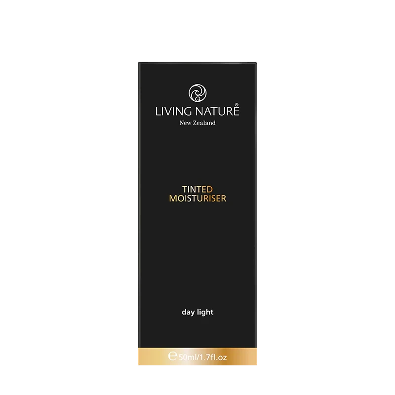 Living Nature Tinted Moisturiser - Day Light